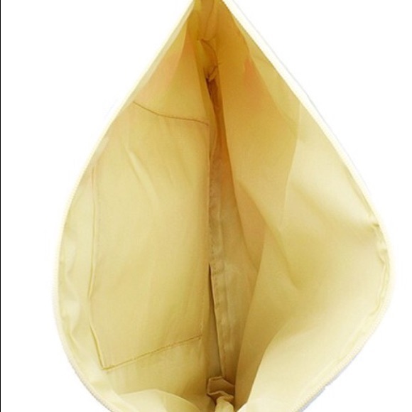 Sorry NOT Sorry Clutch - Picture 3 of 4